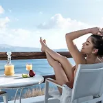 칼데라 프리미엄 빌라스 아파트호텔 이아