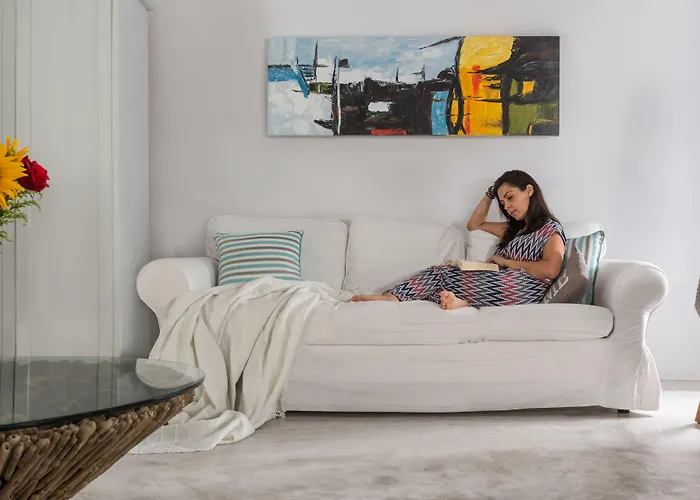 卡尔德拉尊贵别墅酒店 4*