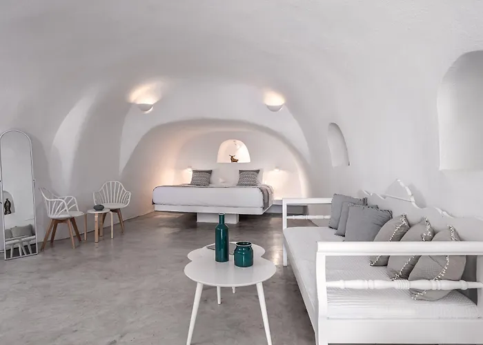 卡尔德拉尊贵别墅酒店 4*